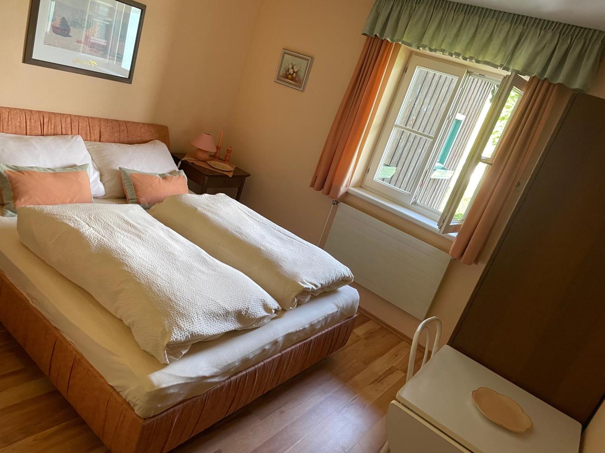 Апартаменты Pension Semler Мондзее Номер фото